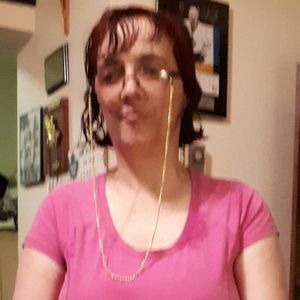 Meet your Posher, Leslie